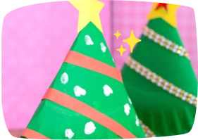 Árvores de Natal feitas com  prato de papel